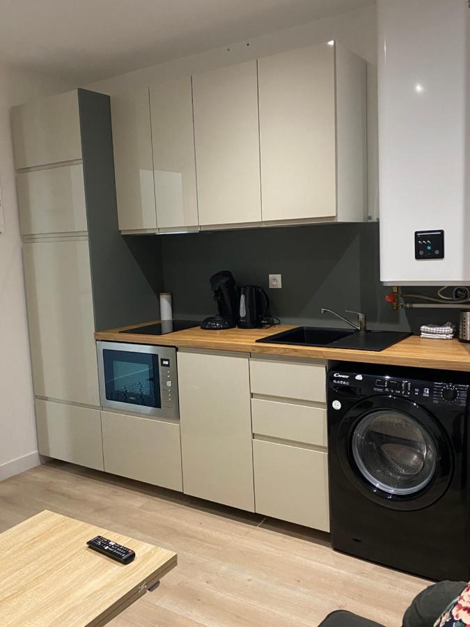 Studio 25M2 Avec Parking Prive - Lycee Roosevelt - Arena - Gare Реймс Экстерьер фото